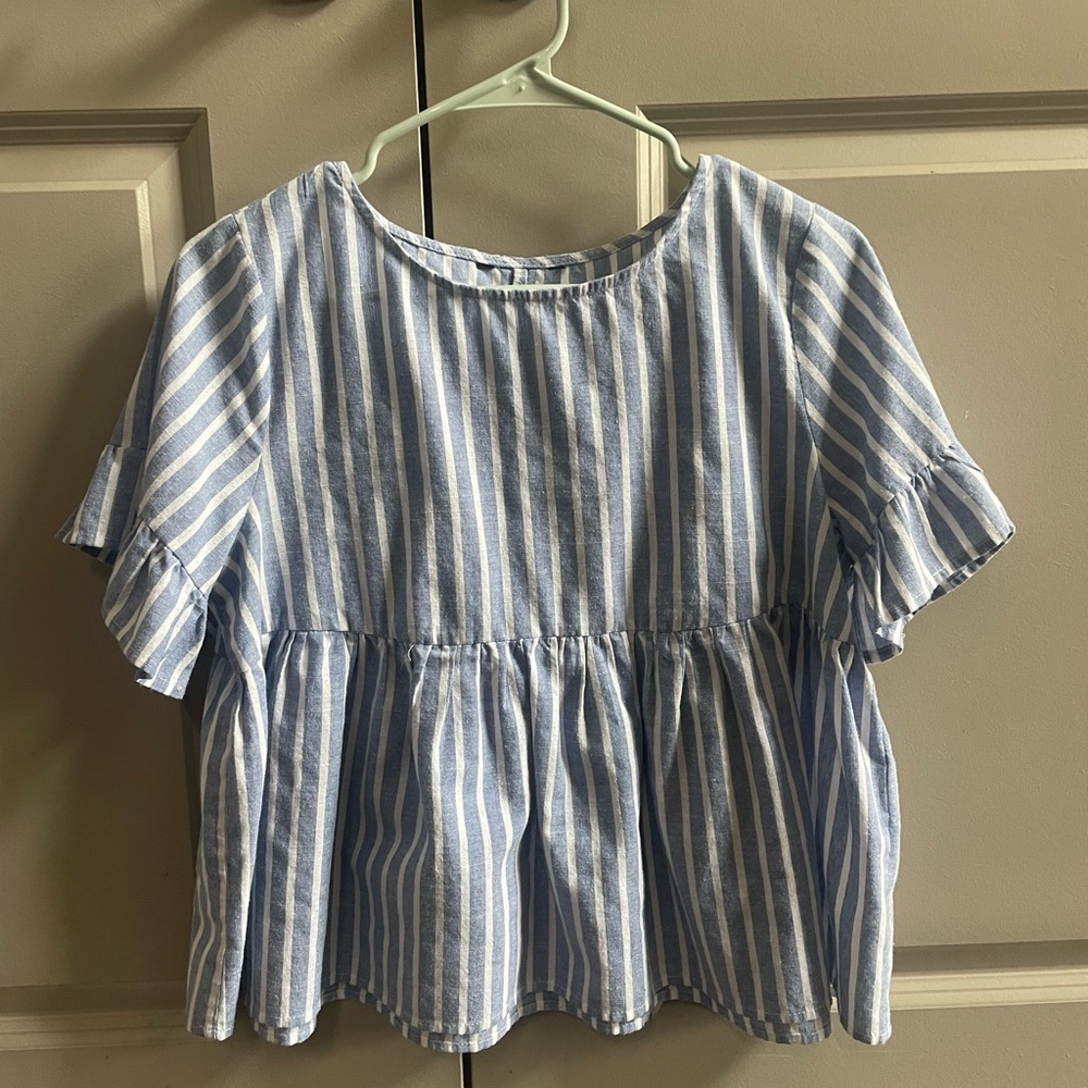 Blue and white peplum top!